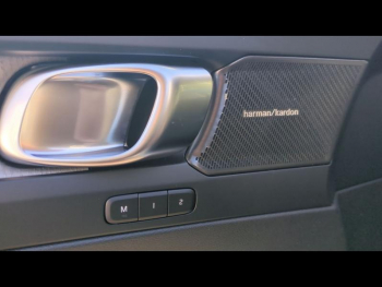 Photo 22 du bon plan VOLVO XC40 B3 163ch Lounge Edition DCT 7 occasion à 42990 €