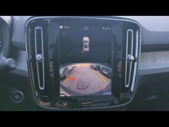 Photo 30 du bon plan VOLVO XC40 B3 163ch Lounge Edition DCT 7 occasion à 42990 €