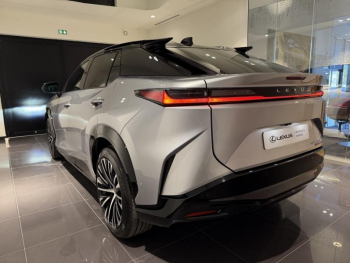 Photo 4 du bon plan LEXUS RZ 500e Executive MC26 occasion à 68900 €
