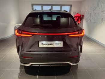 Photo 6 du bon plan LEXUS NX 450h+ 292ch F SPORT Executive 4WD MY26 occasion à 71490 €