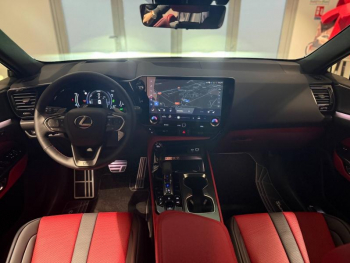 Photo 11 du bon plan LEXUS NX 450h+ 292ch F SPORT Executive 4WD MY26 occasion à 71490 €