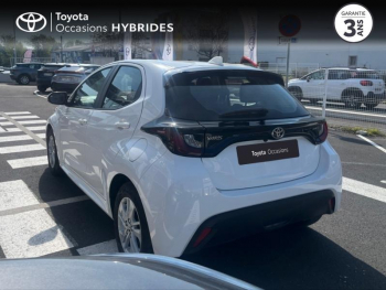 Photo 2 du bon plan TOYOTA Yaris 116h Dynamic Business + Programme Beyond Zero Academy 5p MC24 occasion à 19490 €