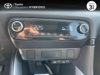 Photo 13 du bon plan TOYOTA Yaris 116h Dynamic Business + Programme Beyond Zero Academy 5p MC24 occasion à 19490 €
