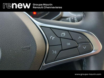 Photo 16 du bon plan RENAULT Captur 1.6 E-Tech hybride 145ch Intens -21 occasion à 19999 €