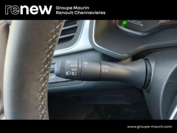 Photo 17 du bon plan RENAULT Captur 1.6 E-Tech hybride 145ch Intens -21 occasion à 19999 €