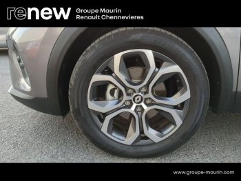 Photo 31 du bon plan RENAULT Captur 1.6 E-Tech hybride 145ch Intens -21 occasion à 19999 €