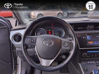Photo 9 du bon plan TOYOTA Auris Touring Sports HSD 136h Dynamic occasion à 13990 €