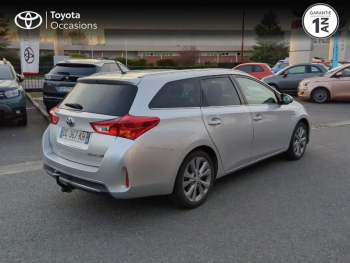 Photo 18 du bon plan TOYOTA Auris Touring Sports HSD 136h Dynamic occasion à 13990 €