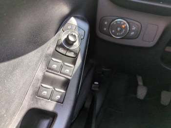 Photo 13 du bon plan FORD Puma 1.0 Flexifuel 125ch S&S mHEV Titanium occasion à 17990 €