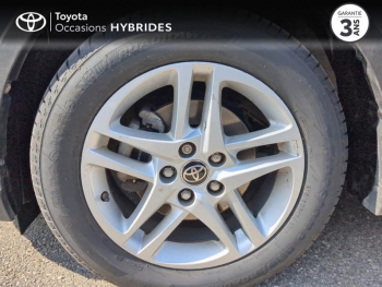 Photo 16 du bon plan TOYOTA C-HR 2.0 Hybride 184ch Dynamic Business E-CVT + Programme Beyond Zero Academy occasion à 16590 €