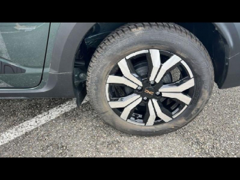 Photo 18 du bon plan DACIA Jogger 1.6 hybrid 140ch Extreme 5 places -24 occasion à 23490 €