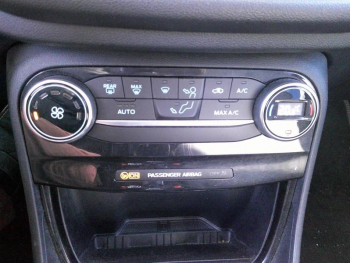 Photo 12 du bon plan FORD Puma 1.0 EcoBoost 125ch mHEV Titanium Business 6cv occasion à 15900 €