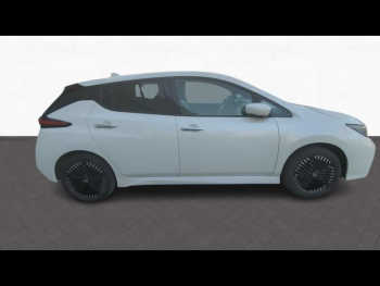 Photo 4 du bon plan NISSAN Leaf 217ch e+ 62kWh N-Connecta 22 occasion à 18990 €