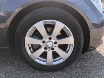 Photo 10 du bon plan MERCEDES-BENZ Classe C 200 CDI Classic occasion à 6900 €