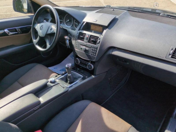 Photo 15 du bon plan MERCEDES-BENZ Classe C 200 CDI Classic occasion à 6900 €