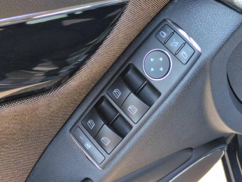 Photo 18 du bon plan MERCEDES-BENZ Classe C 200 CDI Classic occasion à 6900 €