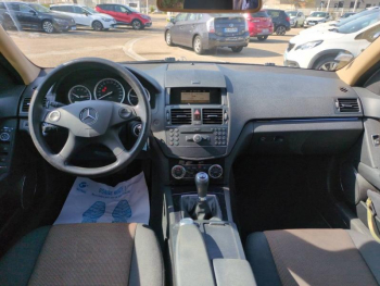 Photo 22 du bon plan MERCEDES-BENZ Classe C 200 CDI Classic occasion à 6900 €