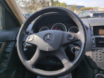 Photo 26 du bon plan MERCEDES-BENZ Classe C 200 CDI Classic occasion à 6900 €