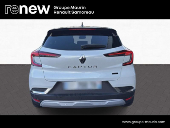 Photo 5 du bon plan RENAULT Captur 1.6 E-Tech hybride 145ch Iconic occasion à 21900 €