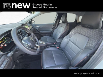 Photo 11 du bon plan RENAULT Captur 1.6 E-Tech hybride 145ch Iconic occasion à 21900 €