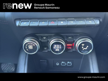 Photo 24 du bon plan RENAULT Captur 1.6 E-Tech hybride 145ch Iconic occasion à 21900 €