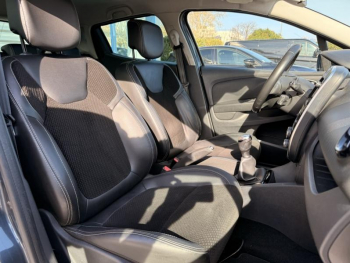 Photo 24 du bon plan RENAULT Clio 0.9 TCe 90ch energy Intens 5p occasion à 8990 €
