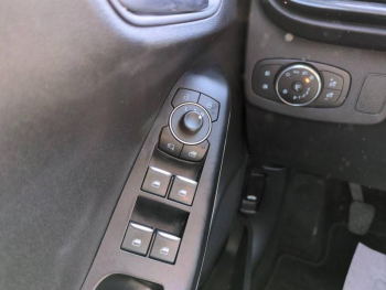 Photo 13 du bon plan FORD Puma 1.0 Flexifuel 125ch S&S mHEV Titanium occasion à 17490 €