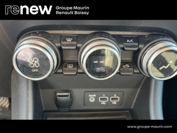 Photo 27 du bon plan RENAULT Captur 1.3 TCe 140ch FAP Intens -21 occasion à 16200 €