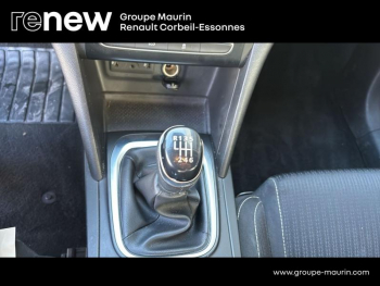 Photo 28 du bon plan RENAULT Megane 1.3 TCe 115ch energy Business occasion à 11990 €