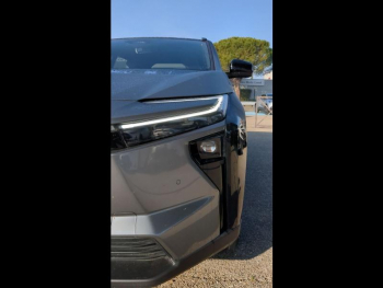 Photo 10 du bon plan TOYOTA bZ4X 224ch 11kW Grande Autonomie Design MC25 occasion à 36900 €