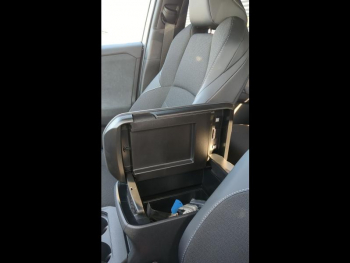 Photo 33 du bon plan TOYOTA bZ4X 224ch 11kW Grande Autonomie Design MC25 occasion à 36900 €