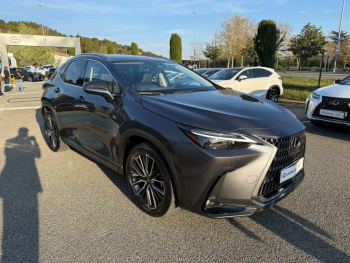 Photo 3 du bon plan LEXUS NX 450h+ Executive 4WD occasion à 53990 €