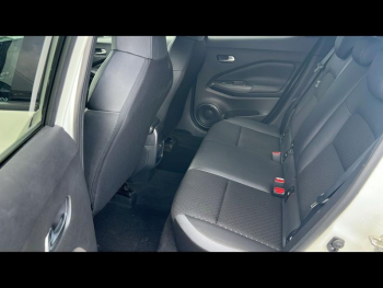 Photo 11 du bon plan NISSAN Juke 1.6 Hybrid 143ch N-Connecta 2022.5 occasion à 19490 €