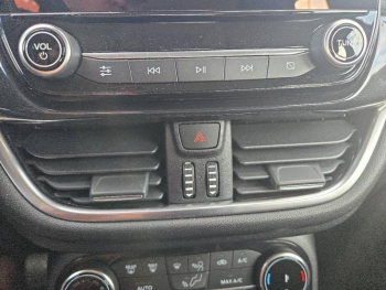 Photo 29 du bon plan FORD Puma 1.0 EcoBoost 125ch S&S mHEV Titanium Powershift occasion à 18490 €