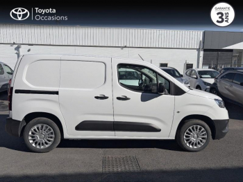 Photo 15 du bon plan TOYOTA PROACE CITY Medium 130 D-4D Business BVA RC23 occasion à 16980 €
