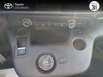 Photo 20 du bon plan TOYOTA PROACE CITY Medium 130 D-4D Business BVA RC23 occasion à 16980 €