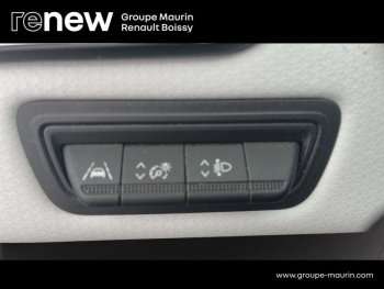 Photo 21 du bon plan RENAULT Clio 1.6 E-Tech 145ch full hybrid Evolution occasion à 16700 €