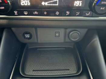 Photo 23 du bon plan NISSAN Qashqai e-POWER 190ch Tekna 2022 occasion à 26990 €