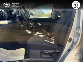 Photo 11 du bon plan TOYOTA Yaris 70 VVT-i Design 5p MY22 occasion à 16990 €