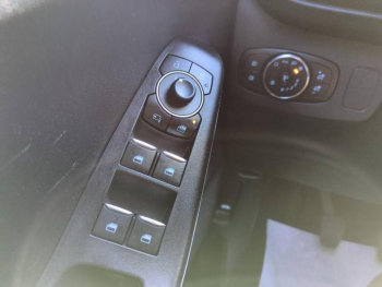 Photo 13 du bon plan FORD Puma 1.0 Flexifuel 125ch S&S mHEV ST-Line X occasion à 19900 €