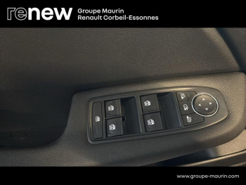 Photo 16 du bon plan RENAULT Clio 1.6 E-Tech full hybrid 145 Evolution occasion à 15970 €