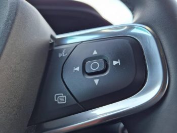 Photo 15 du bon plan VOLVO XC40 B3 163ch Start DCT 7 occasion à 29890 €