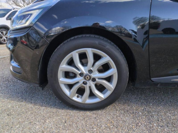 Photo 9 du bon plan RENAULT Clio Estate 1.2 TCe 120ch energy Intens EDC occasion à 10990 €