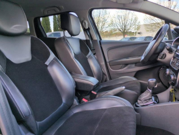 Photo 14 du bon plan RENAULT Clio Estate 1.2 TCe 120ch energy Intens EDC occasion à 10990 €