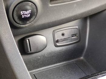 Photo 24 du bon plan RENAULT Clio Estate 1.2 TCe 120ch energy Intens EDC occasion à 10990 €