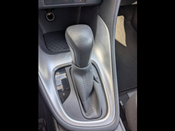 Photo 18 du bon plan TOYOTA Yaris 116h Design 5p MC24 occasion à 21490 €