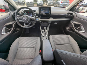 Photo 20 du bon plan TOYOTA Yaris 116h Design 5p MC24 occasion à 21490 €