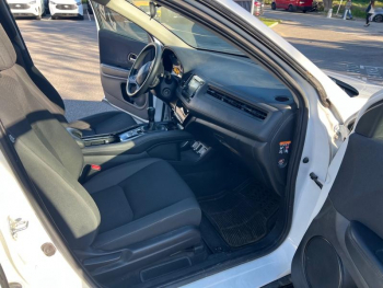 Photo 20 du bon plan HONDA HR-V 1.5 i-VTEC 130ch Exclusive occasion à 14990 €