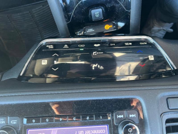 Photo 26 du bon plan HONDA HR-V 1.5 i-VTEC 130ch Exclusive occasion à 14990 €