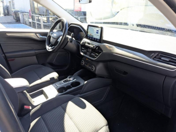 Photo 11 du bon plan FORD Kuga 2.5 Duratec 190ch FHEV E85 Titanium BVA occasion à 23490 €